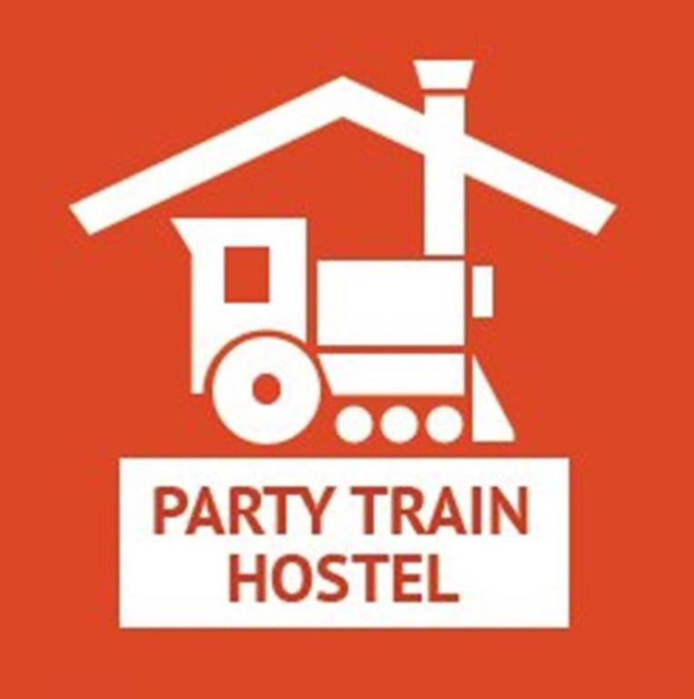 Party Train Hostel Sankt Petersburg Exteriör bild